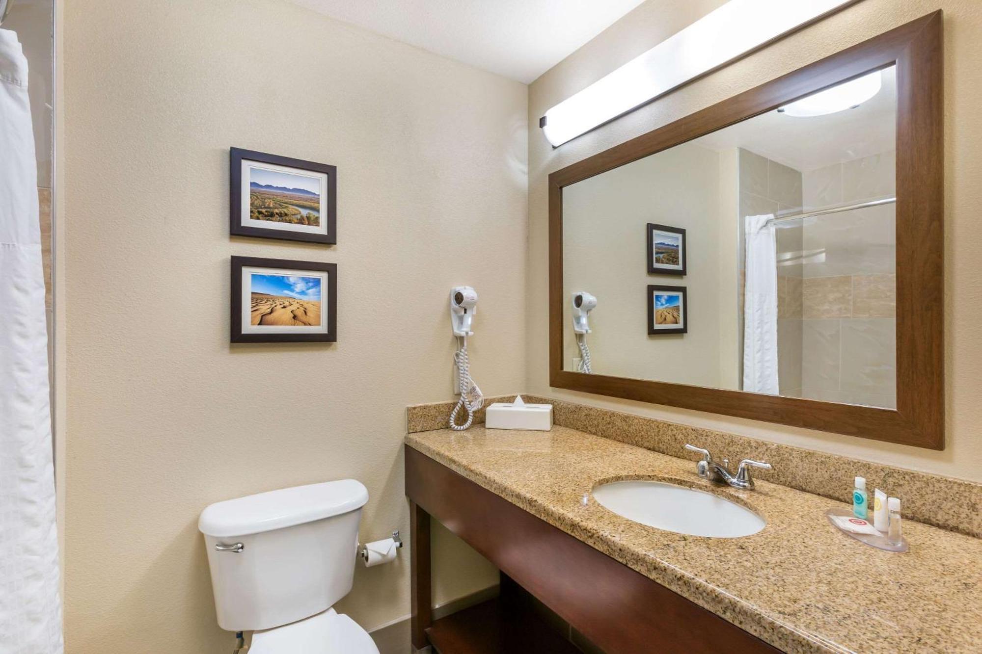 Comfort Inn And Suites Yuma I-8 Exteriör bild